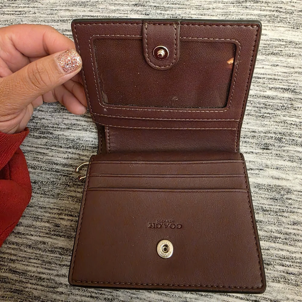 Coach Black Wallet with White Bow Accents - Picture 4 of 8